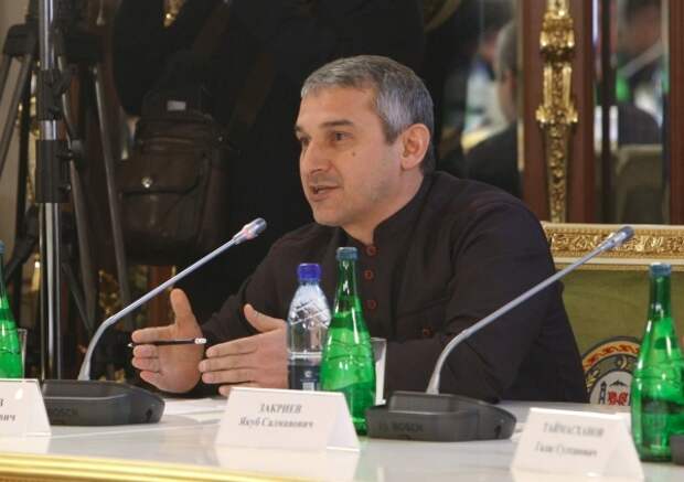 СМИ: Возглавивший заводы Danone в РФ племянник Кадырова получил гражданство Сербии