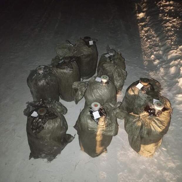 Полицейские задержали железнодорожников за кражу почти 200 кг топлива