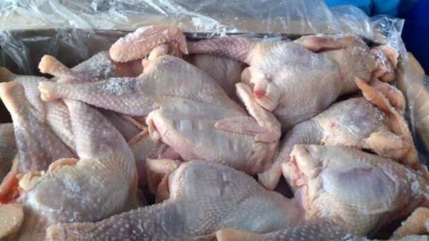 Россельхознадзор запретил транзит через Россию 375 тонн мяса птицы из США