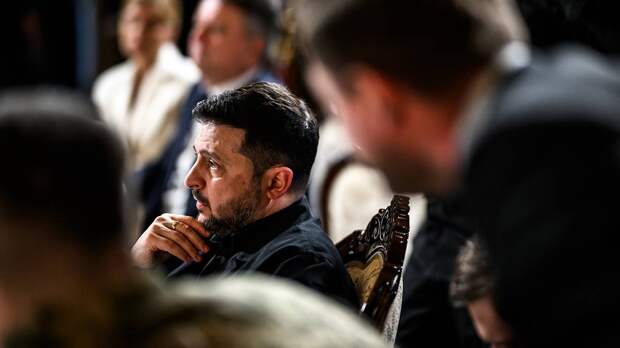 Зеленский назвал условие для вывода ВСУ из Донбасса