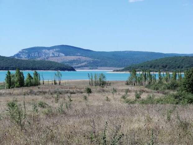 Чернореченское водохранилище в Севастополе