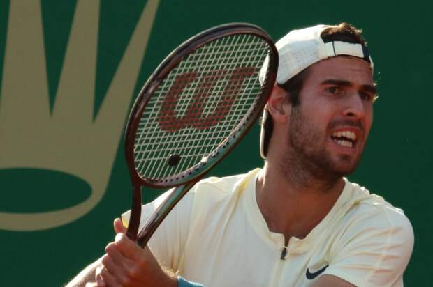 Хачанов с победы стартовал на «Мастерс» в Мадриде