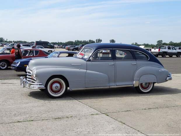 Шоу старых автомобилей в Бруклине авто, ретро авто, олдтаймер