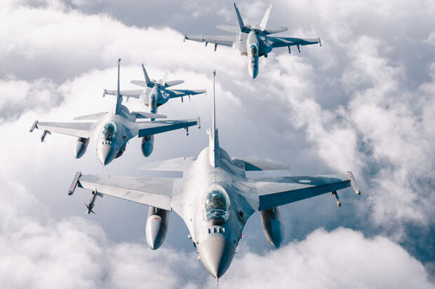 Defense News: обучение пилотов ВСУ для управления F-16 оставляет желать лучшего