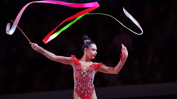 Крамаренко выиграла золото в упражнении с лентой на этапе Кубка вызова в Белоруссии