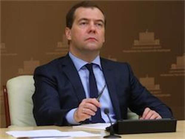 Новость на Newsland: Медведев: Порошенко лично отвечает за новые жертвы на Украине