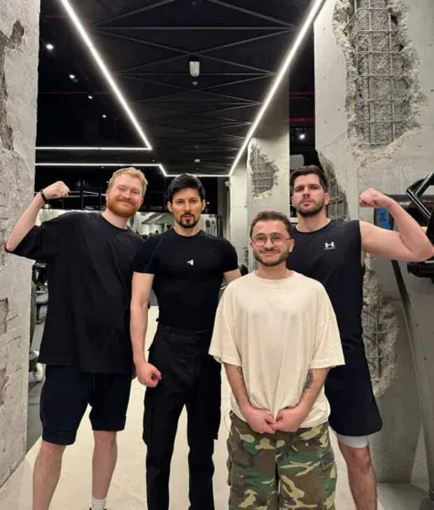 Данила Поперечный*, Павел Дуров, Руслан Усачев и Эльдар Джарахов