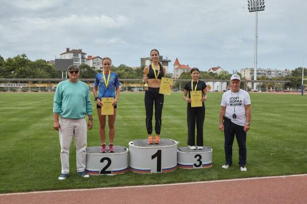 Воспитанница симферопольской спортшколы стала победительницей забега «Кросс нации»