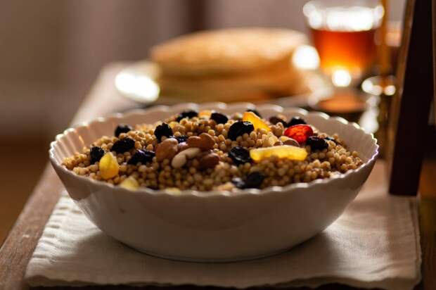 Почему на поминках едят кутью и что она символизирует