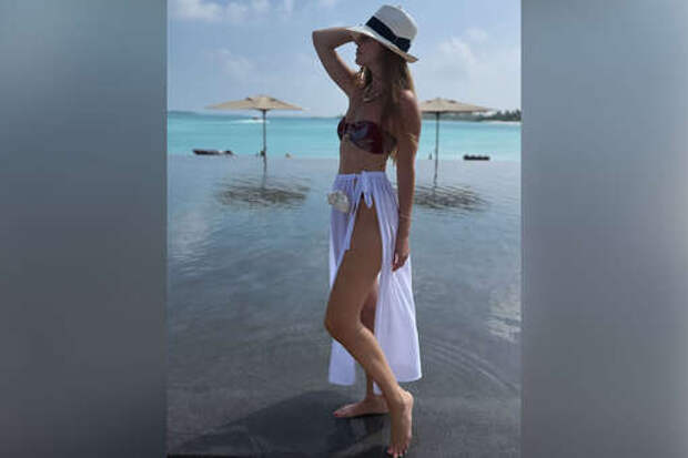 Певица Наталья Подольская опубликовала фото в бикини