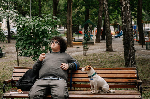 «Жека Рассел»: Жизнь собачья