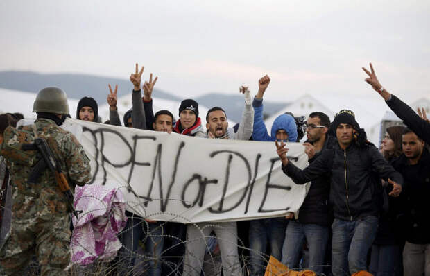 Европейцы боятся не «российскую агрессию», а оккупацию мигрантами