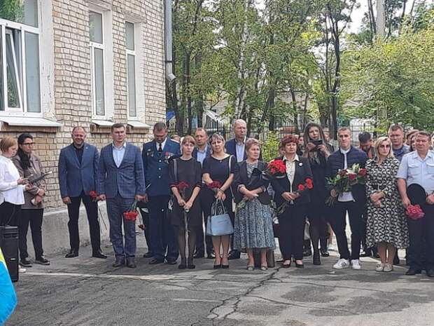 Сегодня состоялось торжественное открытие мемориальной доски гвардии сержанту Геннадию Литовченко, который погиб при исполнении воинского долга в ходе специальной военной операции на Украине. - 937215805175