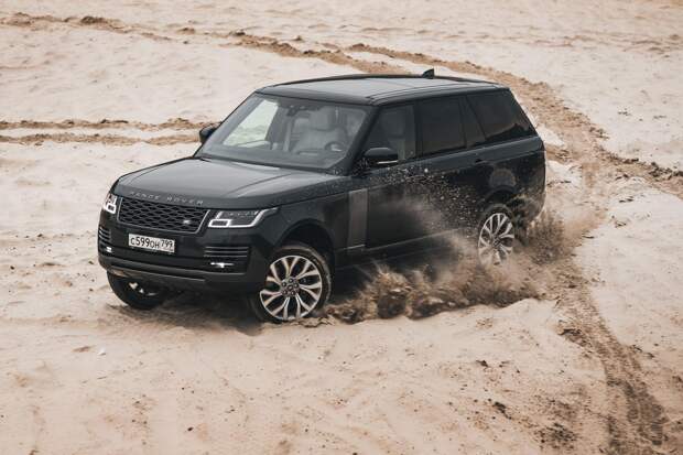 Range rover пробег. Рендж Ровер range Rover 2018. Рендж Ровер 2022. Range Rover Vogue 2020. Range Rover 2022 Black.