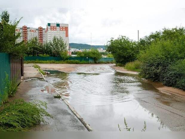 В посёлке Курорт-Дарасун размыло дороги