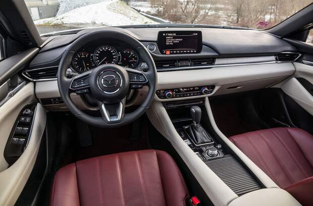 Как мазда отметила 100 лет существования, выпустив юбилейную "Mazda 6"