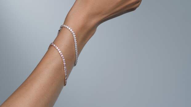 Ювелир Марков призвал проверять сертификат подлинности перед покупкой теннисного браслета