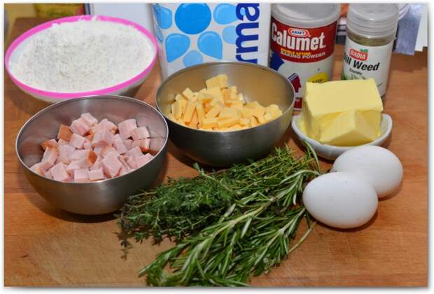 Маффины с ветчиной сыром и пряными травами 01 Маффины с ветчиной, сыром и пряными травами