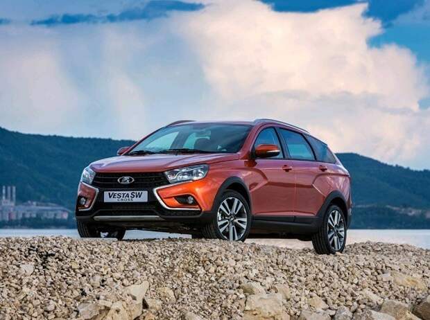 LADA Vesta SW Cross популярнее LADA Vesta SW