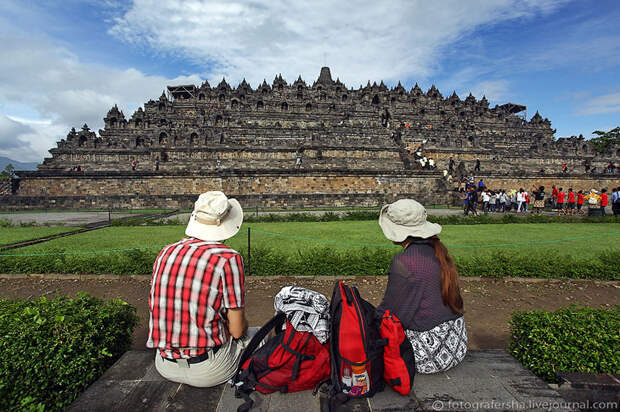 Храмовый комплекс Боробудур в Индонезии