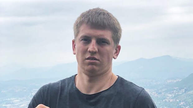 Комик Алексей Щербаков остался без концертов в России