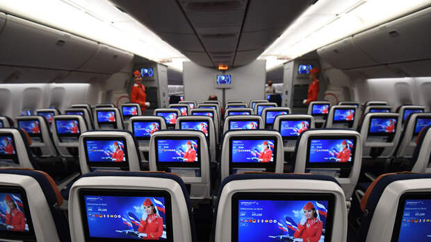 За год "Аэрофлот" перевез миллион пассажиров на новых рейсах в обход Москвы