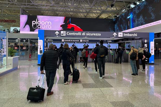 Новая ускоренная система въезда в Европу привела к хаосу в аэропортах