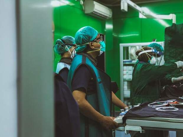 Россиянки стали ездить в Таиланд делать пластические операции и рожать