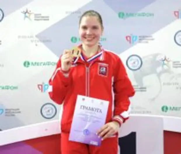 Победившая олимпийскую чемпионку рапиристка из Ростокина стала лучшей в России