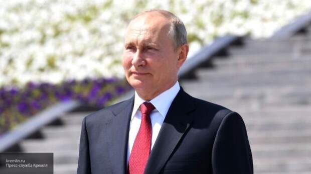 Президент Путин отметил дружеские узы России и Китая Президент Путин отметил дружеские узы России и Китая
