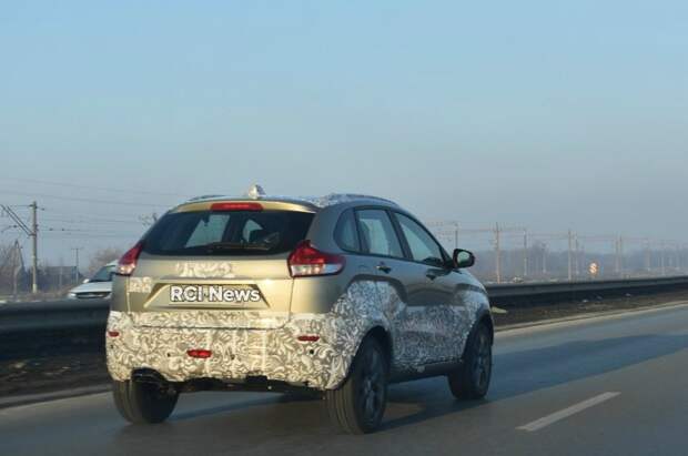 Кроссовер АвтоВАЗа: LADA XRAY Cross «засветился» на дороге