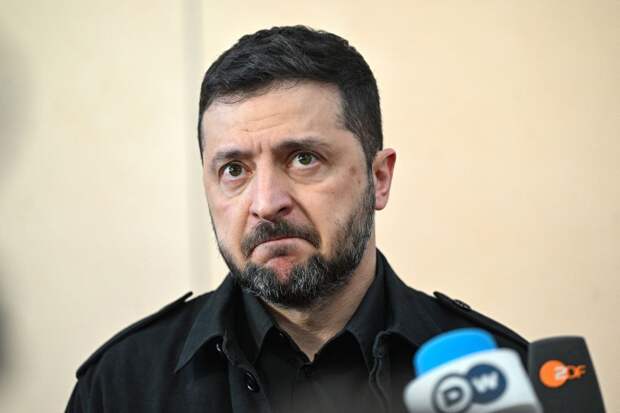 Спикер чешского парламента назвал режим Зеленского «зелёной хунтой» и отказал Киеву в помощи