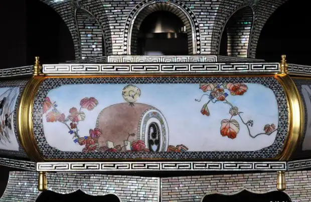 Декоративное оформление часов. Декоративное оформление часов.