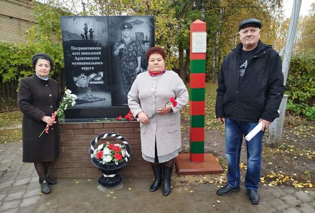 Нижегородские ветераны-пограничники увековечили память героев‑земляков