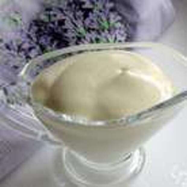 Рецепт домашнего майонеза можно посмотреть здесь http://www.edimdoma.ru/retsepty/57293-domashniy-mayonez