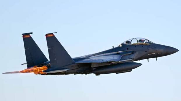 Доживут до понедельника: США на десять дней отложили удары по энергетике Ирана