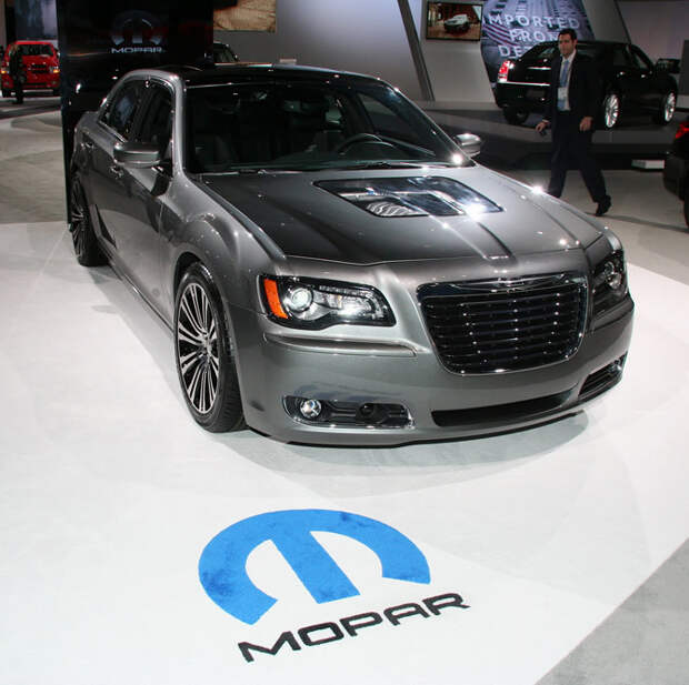 Chrysler 300S