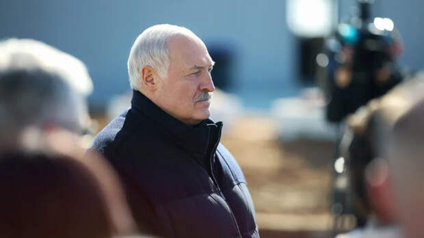 Лукашенко пригрозил «бахнуть» по недоброжелателям «Орешником» при необходимости