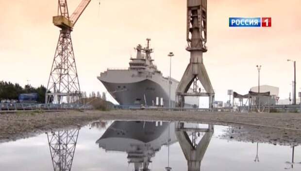 Французы провожают русских моряков без "Мистралей": Москва готовит иск Парижу Французы провожают русских моряков без "Мистралей": Москва готовит иск Парижу