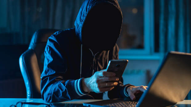 Кибермошенники начали выводить деньги своих жертв через их знакомых: как действуют злоумышленники