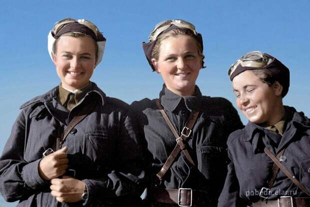 Советские летчицы, Крым, 1944 год.