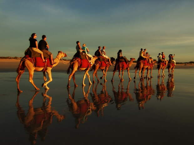 Пляж Кейбл Бич (Cable Beach). Австралия