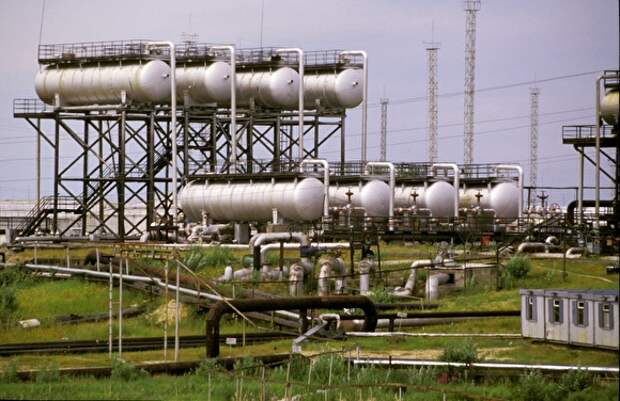 НПЗ в Европе отказались от нефти из РФ из-за низкого качества. Польша остановила транзит
