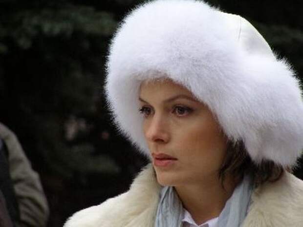 Мария Порошина в фильме *Моя мама – Снегурочка*, 2007 | Фото: kino-teatr.ru Мария Порошина в фильме *Моя мама – Снегурочка*, 2007 | Фото: kino-teatr.ru