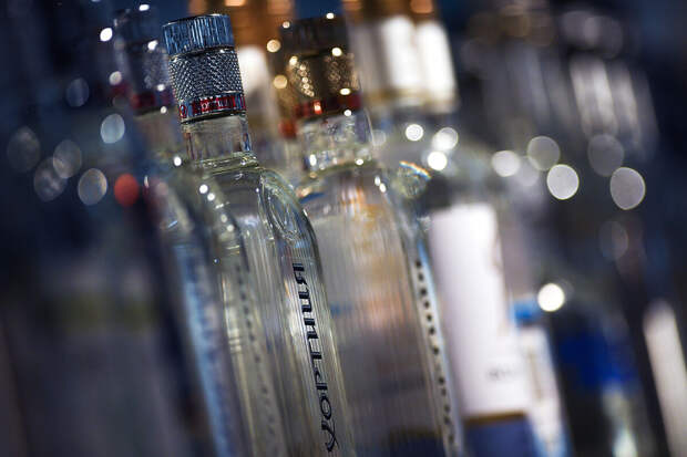 РИА Новости: права на два бренда водки в Бенилюксе купили за €1,6 млн