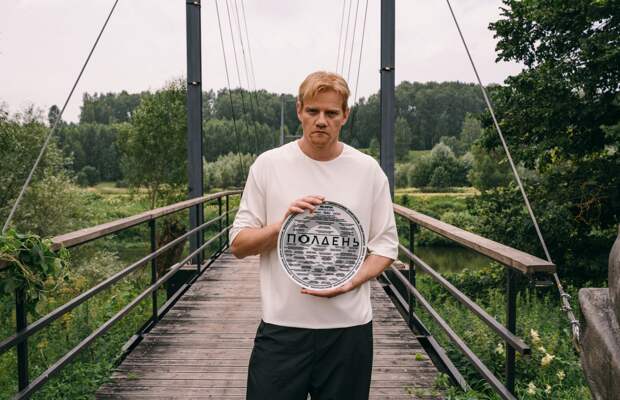 Колокольников, Матвеев и Снигирь снимаются в сериале по мотивам «Жука в муравейнике» братьев Стругацких