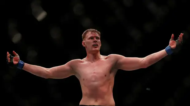 Волков поделился ожиданиями от поединка Олейника с Даускасом