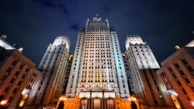 МИД России осудил попытки сменить режим в Иране, назвав происходящее агрессией США и Израиля