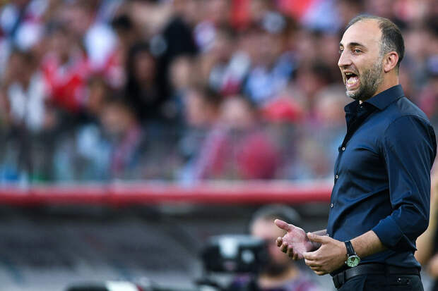 Тренер "Крыльев" Адиев объяснил поражение "Динамо" плохой игрой в первом тайме