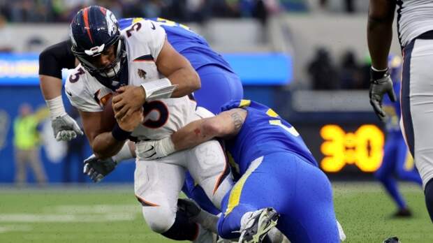Russell Wilson getting sacked